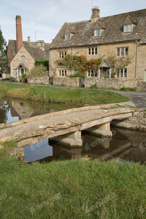 Preview: Stone Bridge, Lower Slaughter Village, Cheltenham, England, Uk