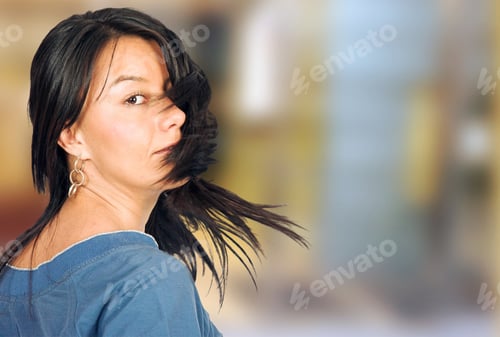 Preview: Street Portrait - Moving Hair - Yellow Tones