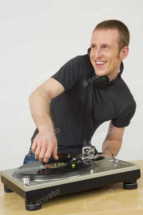 Preview: Happy Tunes