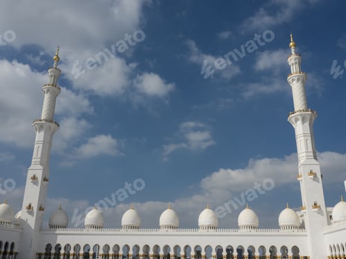 Preview: Mosque In Abu Dhabi