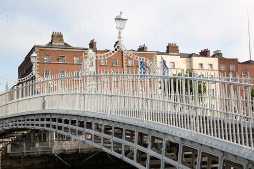 Preview: Ha’Penny Bridge, Dublin; Ireland