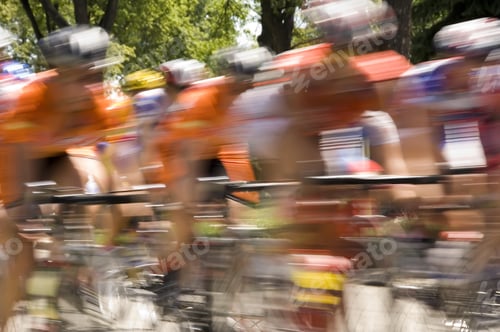 Preview: Cyclists In Men'S Race - Motion Blur
