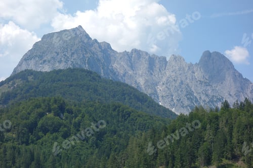 Preview: Hiking In The Austrian And German Alps