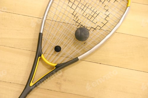 Preview: Squash Raquet View From Top
