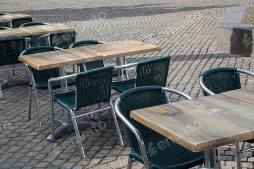 Preview: Cafe Table And Chairs, Copenhagen; Denmark