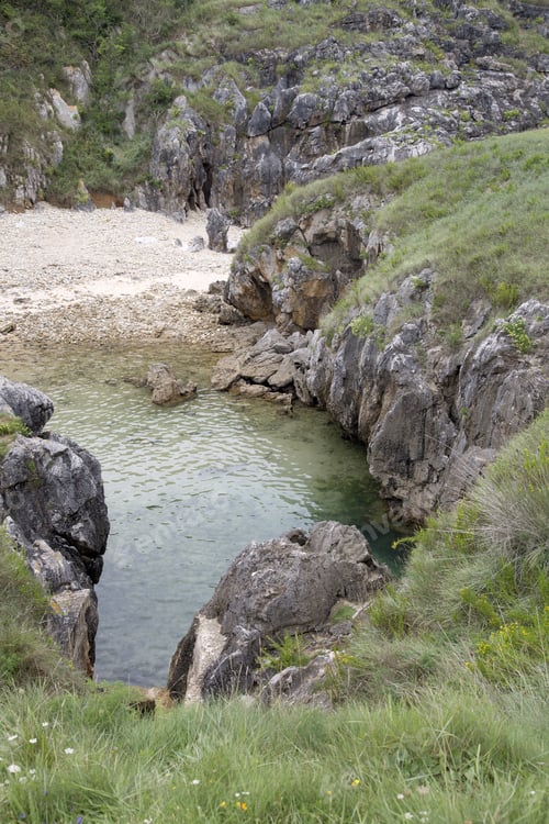 Preview: Cobijeru Beach, Spain