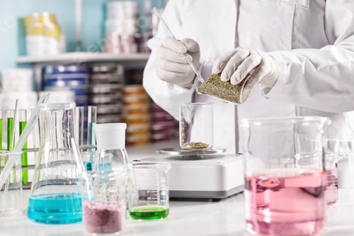 Preview: Medicine, Pharmacy And Cosmetology Concept. Unrecognizable Scientist Manufacturing Natural Organic