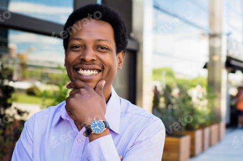 Preview: Focused Afro American Businessman Thinking In The City. Success In Business