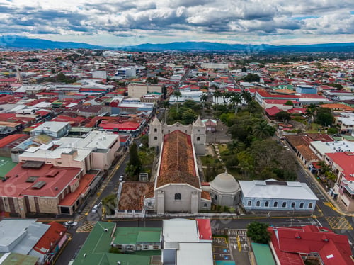 Preview: Beautiful Aerial View Of The City Of Heredia, Its Church And Park In Costa Rica