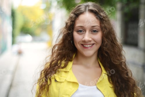 Preview: Close Up Of A Young Beautiful Woman Outdoors.