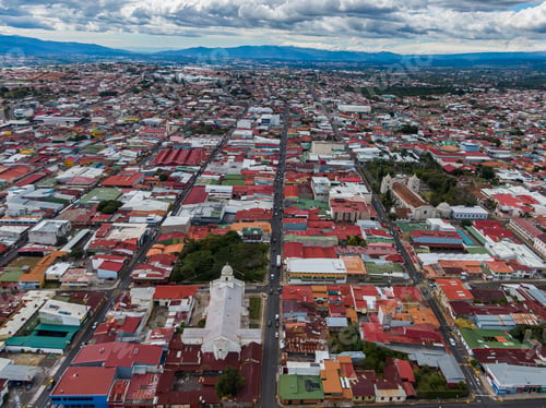 Preview: Beautiful Aerial View Of The City Of Heredia, Its Church And Park In Costa Rica