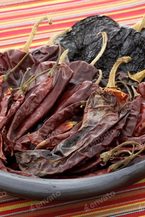 Preview: Delicious Dried Chili Peppers Great For Mexican Food And Fusion Cuisine. These Chili Pods Will