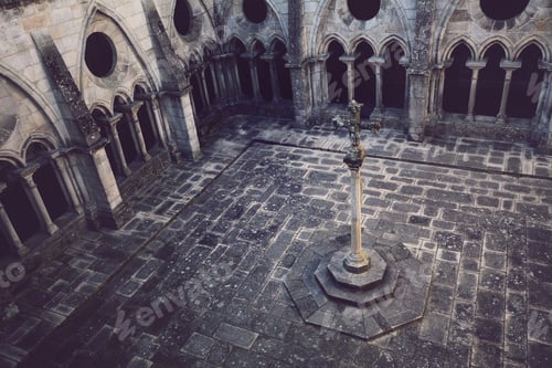 Preview: The Cloister Of The Cathedral Of Porto, In Portugal.