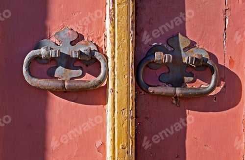 Vorschau: Antikes barockes Türdetail, Ouro Preto, Brasilien