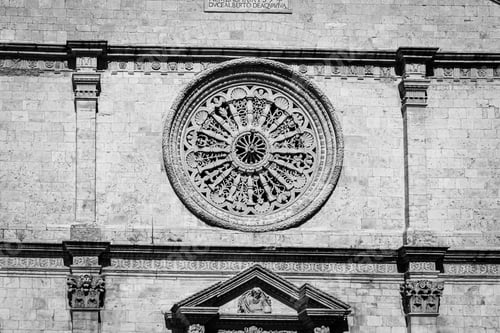 Preview: A Grayscale Shot Of The Facade Of A Building With Rose Window