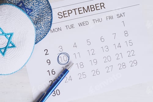 Preview: Calendar With Kippah. Calendar With Date September 10 And 11. Rosh Hashana, Jewish New Year Concept.
