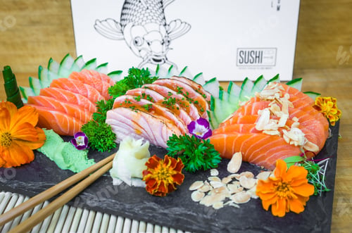 Preview: Sushi Set (Combo). Traditional Japanese Cuisine, Premium Sashimi Decorated In Elegant Surroundings.