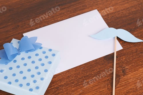 Preview: Gift Box And Father´S Day Greeting Card With Copy Space On Wooden Background