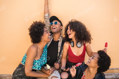 Preview: Portrait Of Multi-Ethnic Group Of Friends Having Fun And Enjoying Summertime While Eating Ice Cream