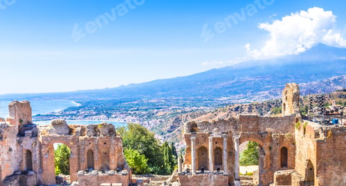 Preview: Greek Theater In Taormina And Etna Mont
