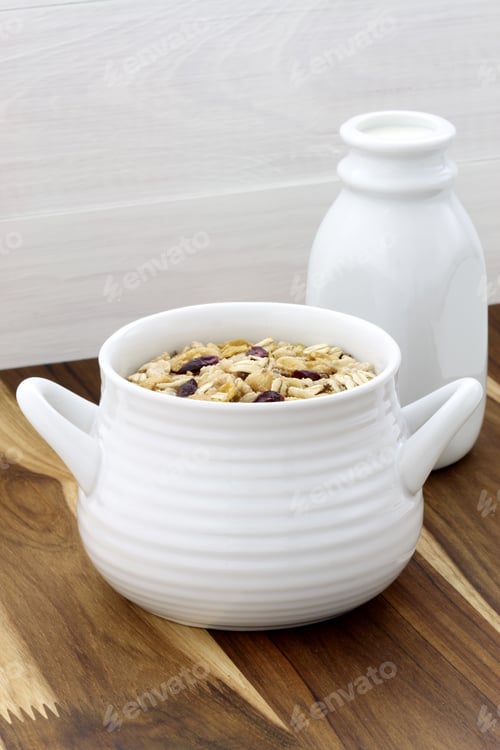 Preview: Delicious And Nutritious Lightly Toasted Breakfast Muesli Or Granola Cereal.