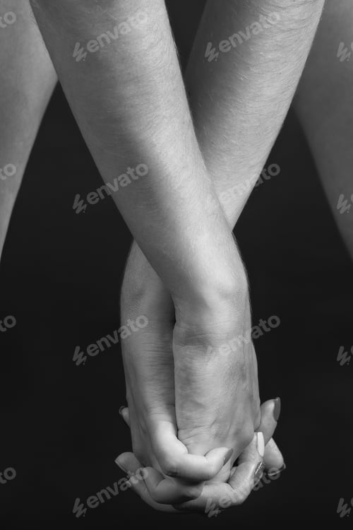 Preview: A Vertical Grayscale Shot Of Female Hands In Attractive Position