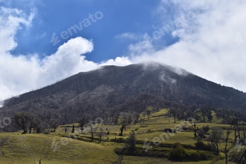 Preview: Impressive Aerial View Of Turrialba Volcano