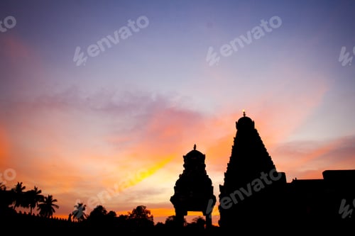 Preview: Sunset And Rihadeeswarar Temple In Thanjavur, Tamil Nadu, India. One Of The World Heritage Sites.
