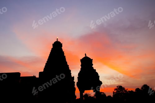 Preview: Sunset And Rihadeeswarar Temple In Thanjavur, Tamil Nadu, India. One Of The World Heritage Sites.