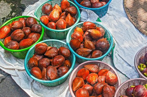 Preview: Fresh Salaks Fruits On The Indonesian Market