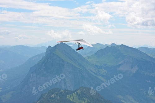 Preview: Hanggliding In Swiss Alps
