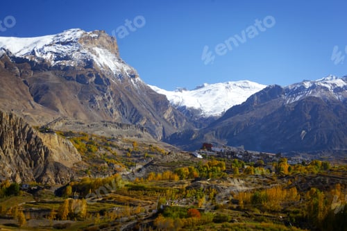 Preview: Valley From The Annapurna Circuit Trail In Nepal