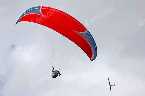 Preview: Paraglider Flying Wing
