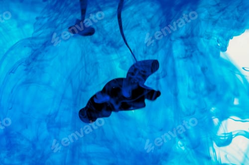 Preview: Blue Liquid In Water Making Abstract Forms