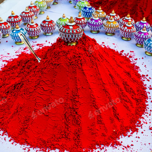 Preview: Red Paint In The Market In India