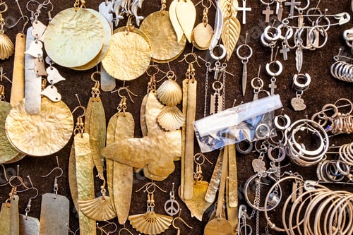 Preview: Typical Athens Touristyc Jewelry Store , Greece