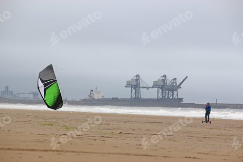 Preview: Kite Mountain Boarder On Aberavon Beach