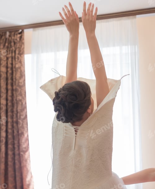 Preview: Happy Bridal Morning. Bride Getting Ready. Wedding Photo