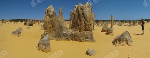 Preview: Pinnacles Desert, Nambung National Park, West Australia