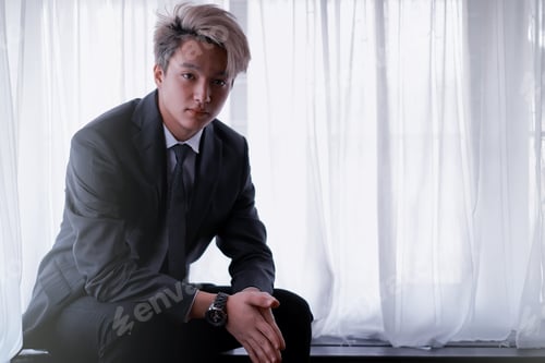 Preview: Young Asian Businessman In Classic White Shirt And Tie