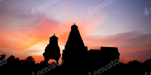 Preview: Sunset And Rihadeeswarar Temple In Thanjavur, Tamil Nadu, India. One Of The World Heritage Sites.