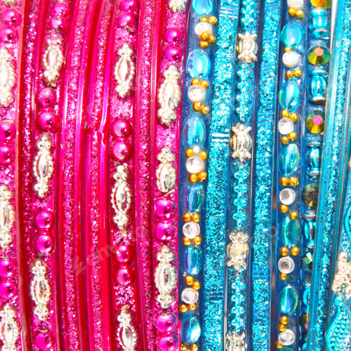 Preview: Traditional Indian Bangles With Different Colors And Patterns