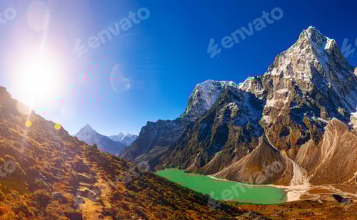 Preview: Mountains On The Way To Everest Base Camp, Nepal