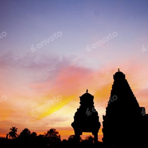 Preview: Sunset And Rihadeeswarar Temple In Thanjavur, Tamil Nadu, India. One Of The World Heritage Sites.
