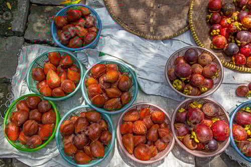 Preview: Fresh Salaks Fruits On The Indonesian Market