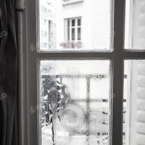 Preview: Closeup Shot Of A Steamy Window With Water Drops