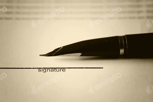 Preview: Contract Signature with Classic Black Fountain Pen