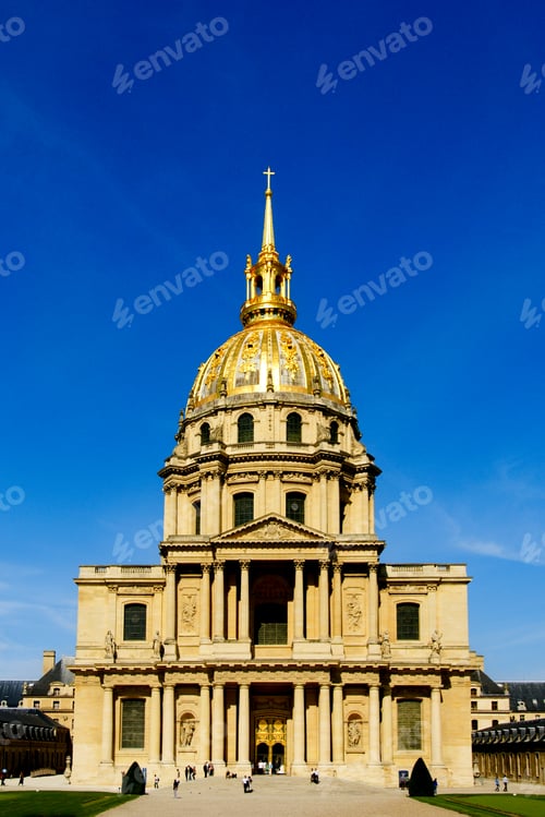 Preview: Les Invalides Golden Dome Church Against Deep Blue Sky in Paris, France