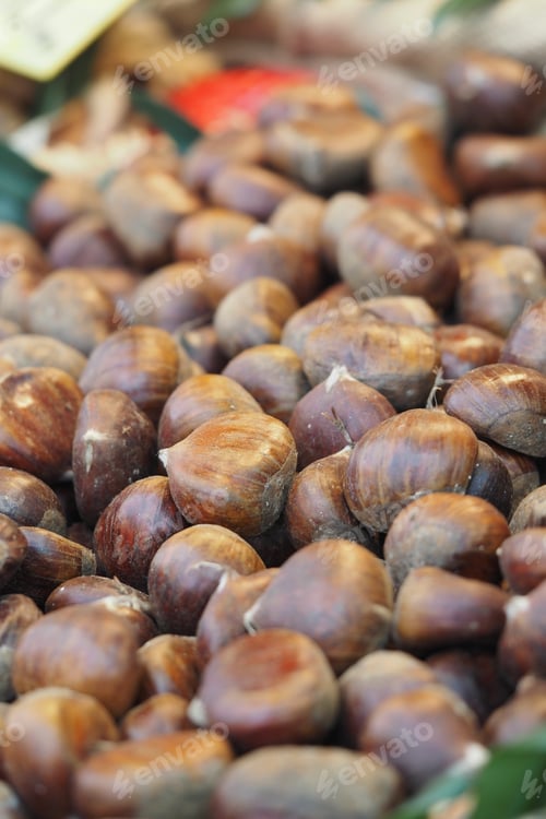 Preview: Chestnuts sold at market in fall season