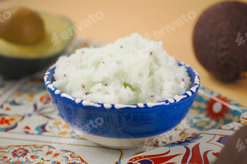 Preview: Avocado Scrub in a Blue Bowl